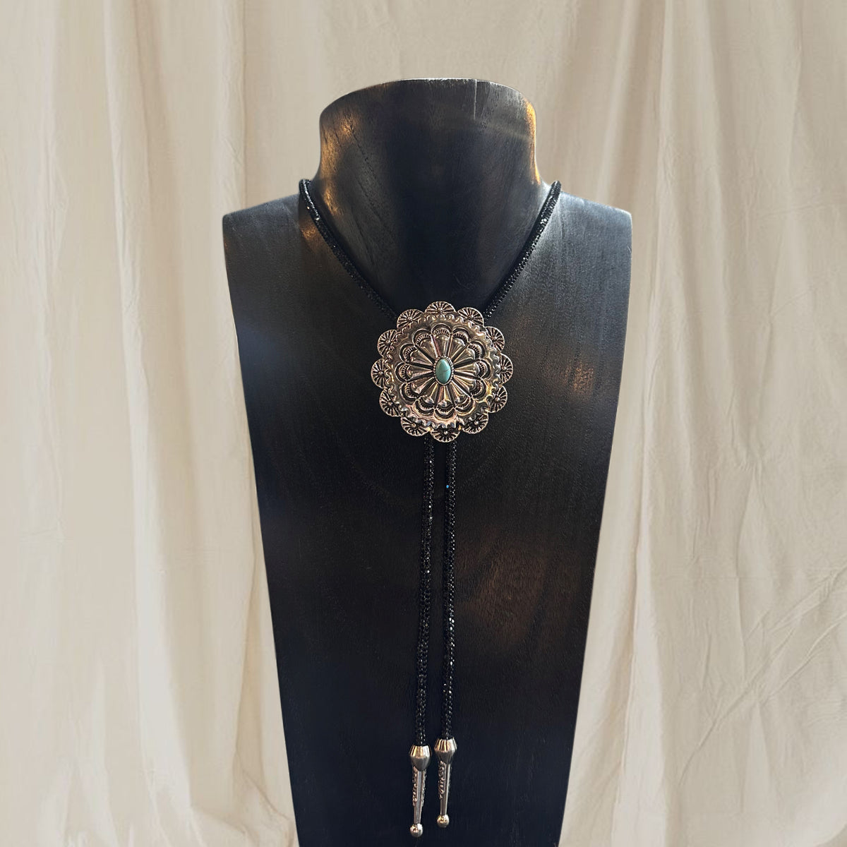Holly Bolo